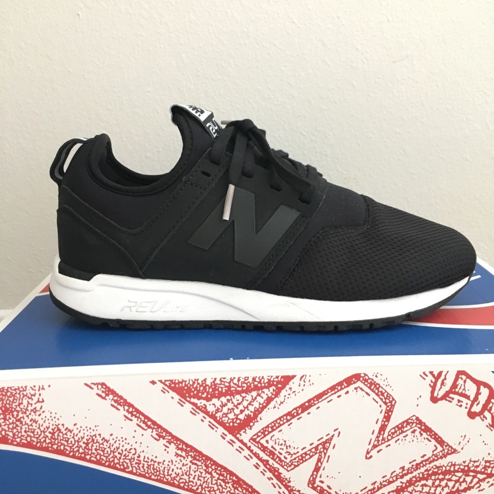 New Balance 247 Classic Black Women's Sneaker